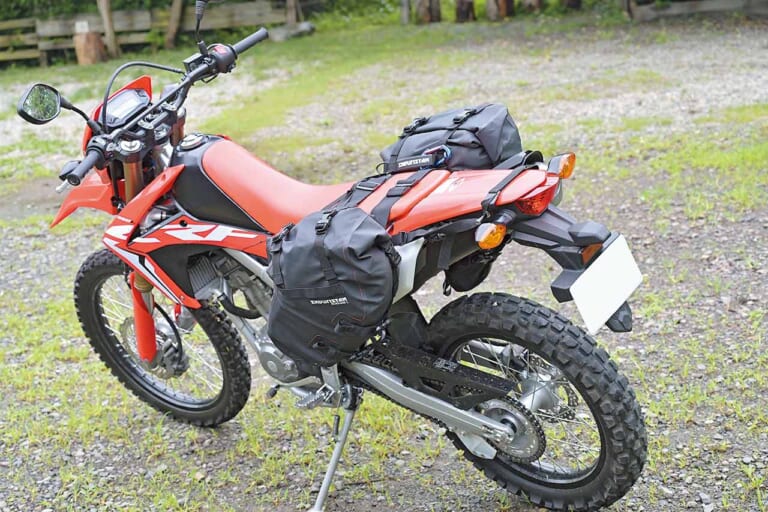 林道キャンプツーリング|オフロードバイク用バッグ|エンデュリスタン|サドルバッグ|林道キャンプツーリングのための軽量コンパクト装備&パッキング術のススメ〈リコーダートキャンプツーリング|後編〉