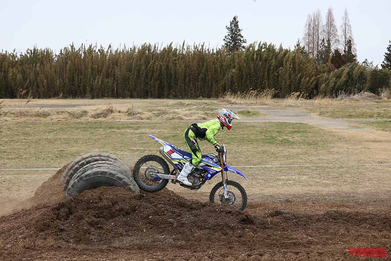 |連続丸太セクションの攻略法〈渡辺学のオフロードライディング指南|前編〉