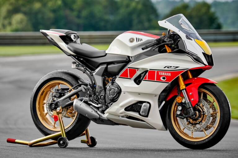 ストロボカラー市販へ！ヤマハ「YZF-R1/R7/R3/R125」のWGP参戦60周年カラー【海外発表】│WEBヤングマシン｜新車バイクニュース