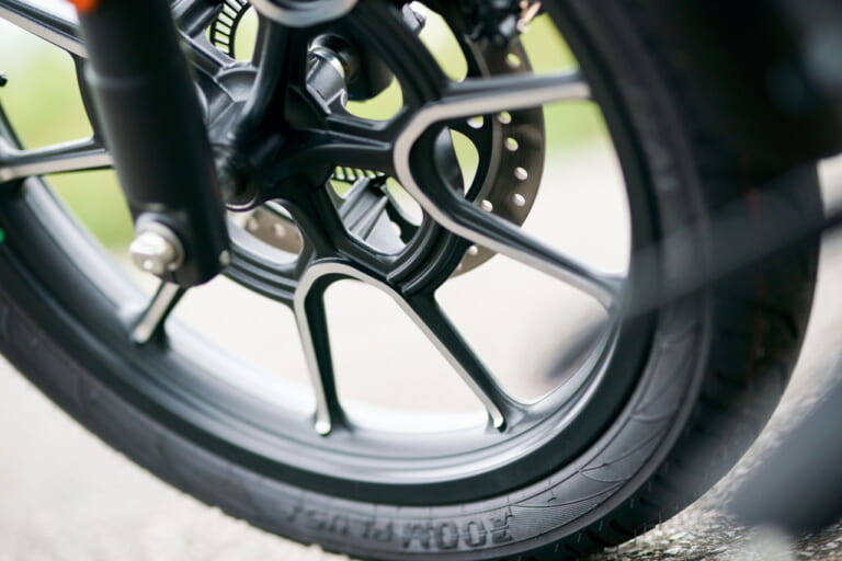 Royal Enfield METEOR 350|ロイヤルエンフィールド「メテオ350」には、コイツだけの単気筒テイストがある!