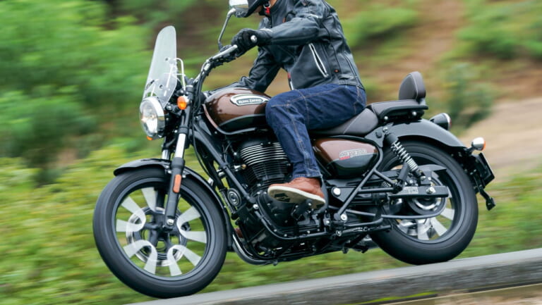 ロイヤルエンフィールド「メテオ350」には、コイツだけの単気筒テイストがある！
