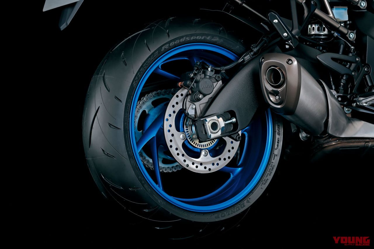 |【スズキ新型 GSX-S1000GT】基本骨格は踏襲し、振動対策やタンデム強化でタフな走りを実現
