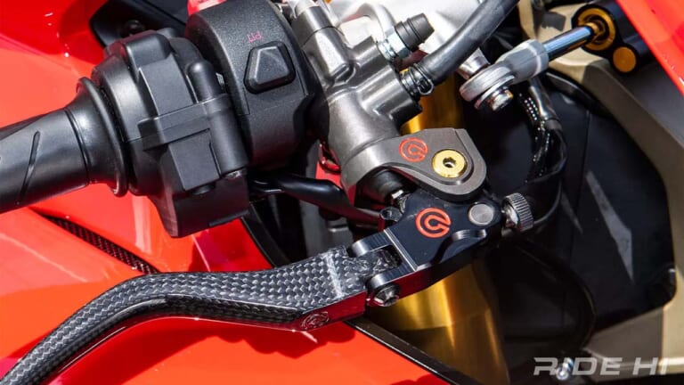 [バイクの仕組み] フロントブレーキのラジアルマスターシリンダーって、ドコがスゴいんですか?