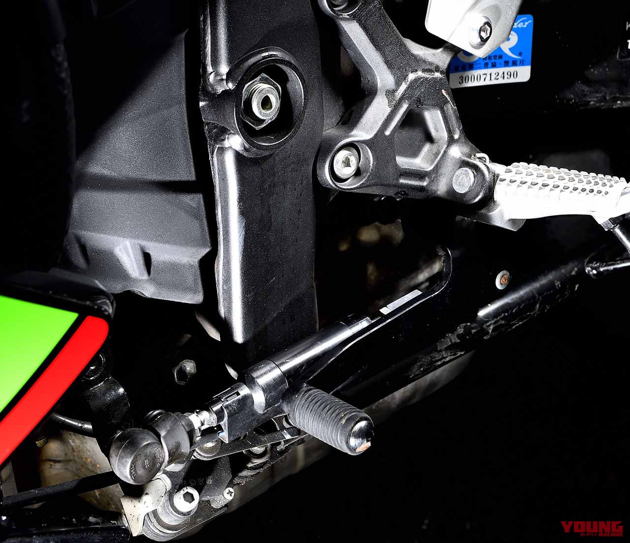 |カワサキ ニンジャZX-25Rは誰もが楽しめるレプリカだっ!【丸山浩の人気車分析】