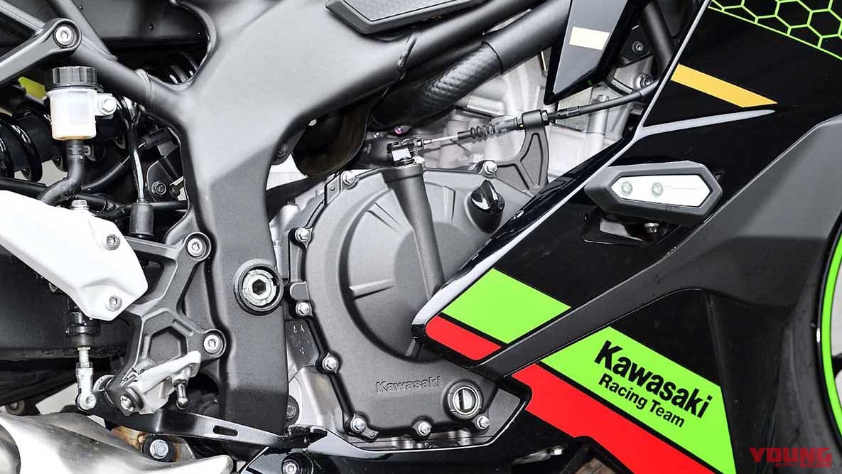 カワサキ ニンジャZX-25R|エンジン|カワサキ ニンジャZX-25Rは誰もが楽しめるレプリカだっ!【丸山浩の人気車分析】