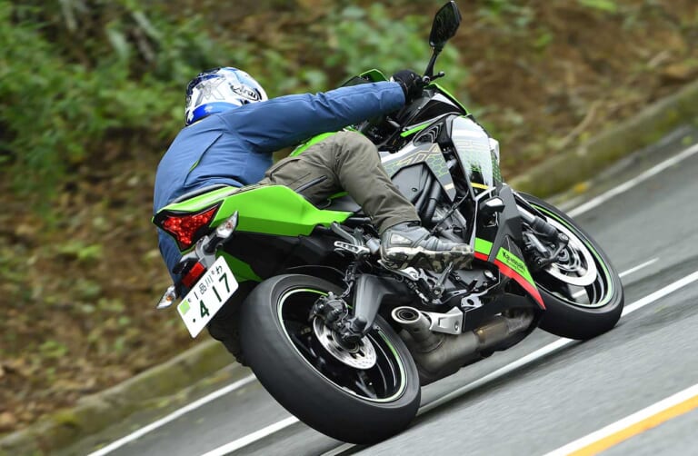 カワサキ ニンジャZX-25R| 走り|カワサキ ニンジャZX-25Rは誰もが楽しめるレプリカだっ!【丸山浩の人気車分析】