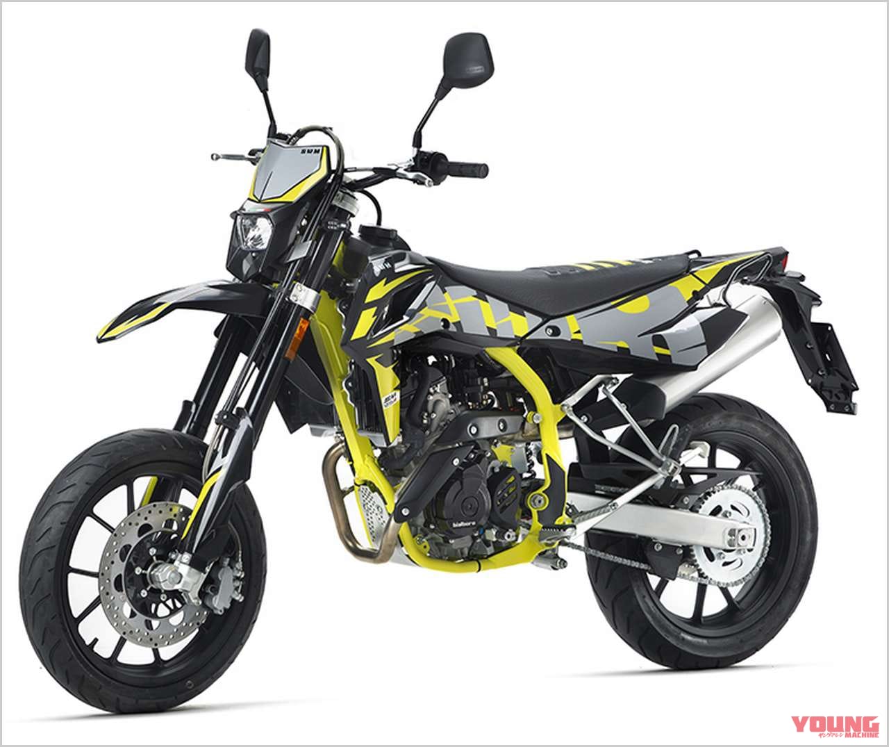 Swm Sm125r 新型バイクカタログ 車体は300と共通のモタード Webヤングマシン 新車バイクニュース Swm Sm125r 新型バイクカタログ 車体は300と共通のモタード Webヤングマシン 新車バイクニュース