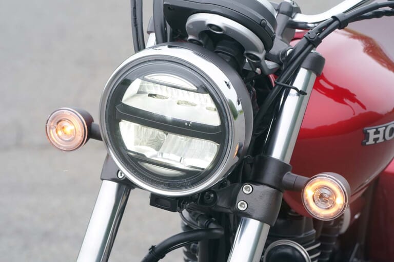 ホンダGB350 | フロントウインカー|丸山浩の’21 ホンダGB350/S最終解説【意外に異なるディテール徹底比較】