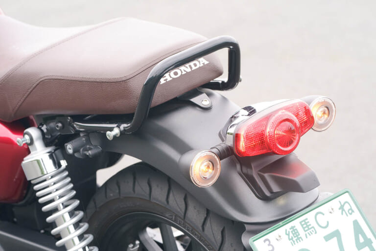 ホンダGB350 | リヤウインカー|丸山浩の’21 ホンダGB350/S最終解説【意外に異なるディテール徹底比較】