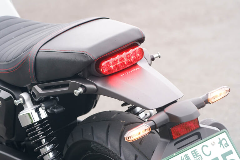 ホンダGB350S | リヤウインカー|丸山浩の’21 ホンダGB350/S最終解説【意外に異なるディテール徹底比較】