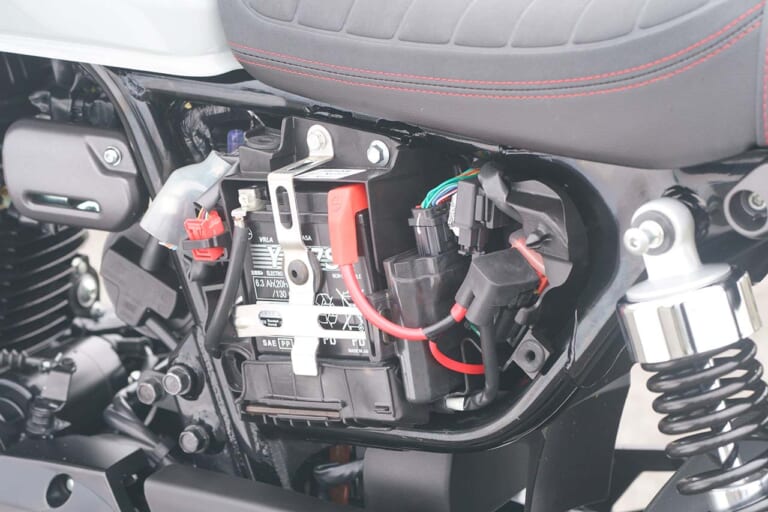 ホンダGB350S | サイドカバーOFF|丸山浩の’21 ホンダGB350/S最終解説【意外に異なるディテール徹底比較】