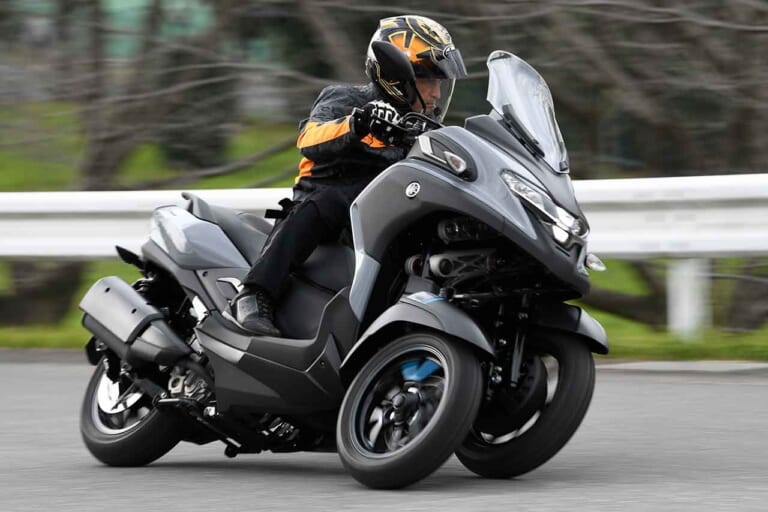 写真] tri5-1 │ ヤマハ トリシティ300 [最新型バイクカタログ
