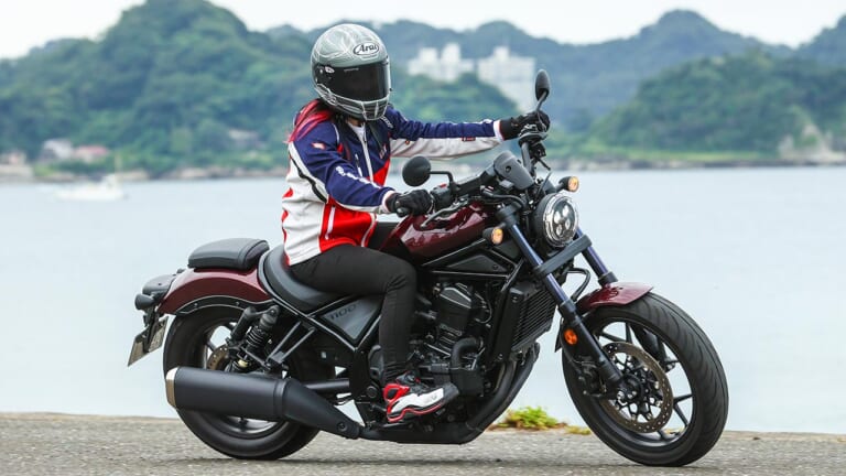 ホンダ レブル1100DCT|岡崎静夏|ライディング|岡崎静夏のホンダ レブル1100DCT試乗インプレ【ただのバイクとはひと味違う、病みつきになる不思議感覚】