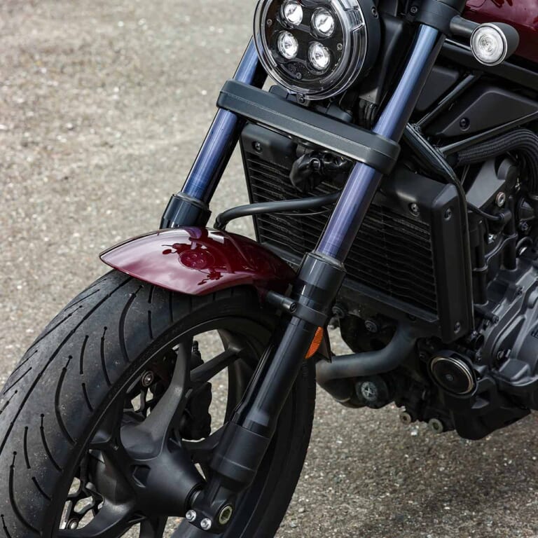 ホンダ レブル1100DCT|サスペンション|フロントフォーク|ホンダ レブル1100 DCT ディテール写真解説【タフで力強いスタイリングに扱いやすさをプラス】