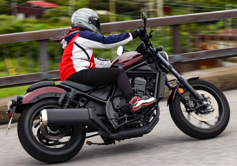 ホンダ レブル1100DCT|岡崎静夏|ライディング|岡崎静夏のホンダ レブル1100DCT試乗インプレ【ただのバイクとはひと味違う、病みつきになる不思議感覚】