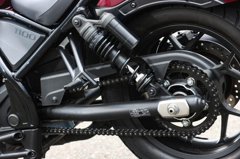 ホンダ レブル1100DCT|リヤサスペンション|ホンダ レブル1100 DCT ディテール写真解説【タフで力強いスタイリングに扱いやすさをプラス】