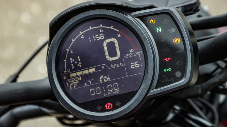 ホンダ レブル1100DCT|メーター|ホンダ レブル1100 DCT ディテール写真解説【タフで力強いスタイリングに扱いやすさをプラス】