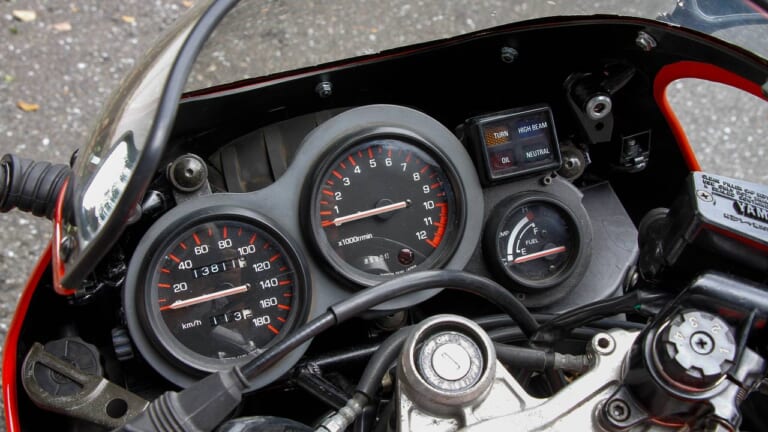 '80s国産名車|ヤマハRZV500R|メーター|’80s国産名車・ヤマハRZV500R再見【2ストV4を搭載するGP500レプリカ】