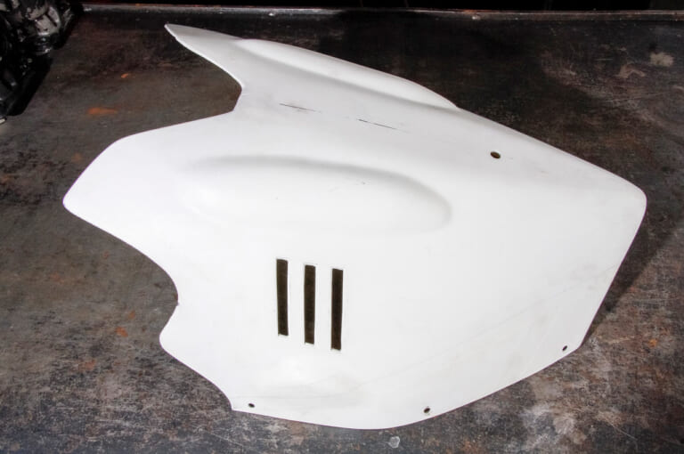 ’80s国産名車|ヤマハRZV500R|アンダーカウル|’80s国産名車・ヤマハRZV500R完調メンテナンス【経年劣化を克服して完調を維持したい】