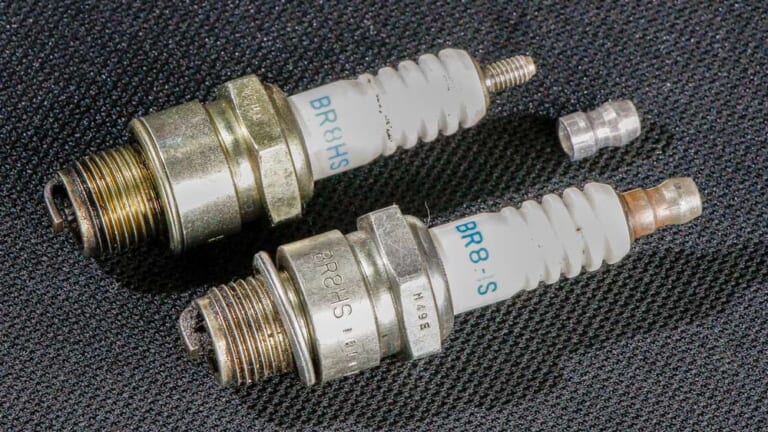 ’80s国産名車|ヤマハRZV500R|スパークプラグ|’80s国産名車・ヤマハRZV500R完調メンテナンス【経年劣化を克服して完調を維持したい】