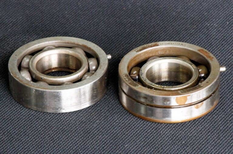 ’80s国産名車|ヤマハRZV500R|クランクシャフト|ベアリング|’80s国産名車・ヤマハRZV500R完調メンテナンス【経年劣化を克服して完調を維持したい】