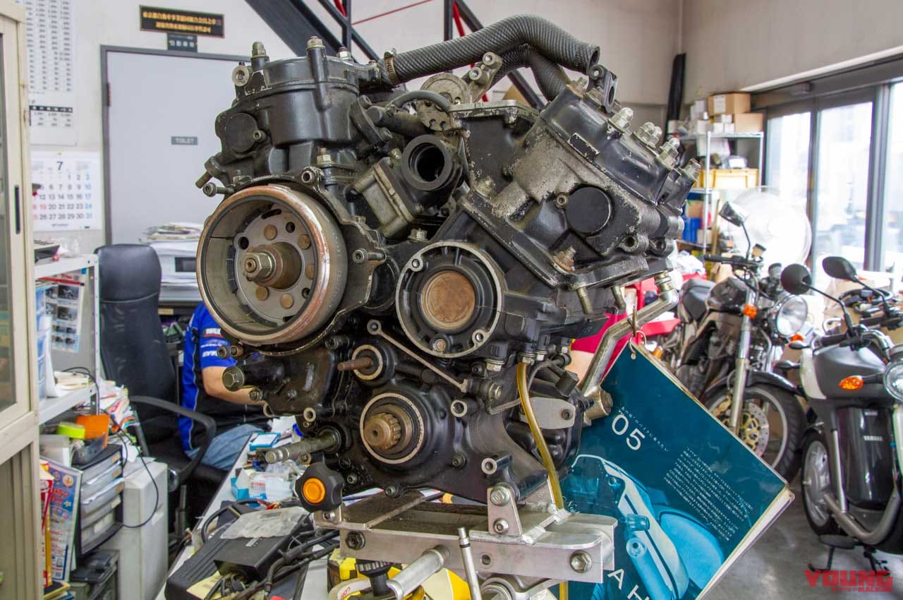 '80s国産名車|ヤマハRZV500R|’80s国産名車・ヤマハRZV500R完調メンテ【識者インタビュー:唯一無二のフィーリングを味わってほしい】