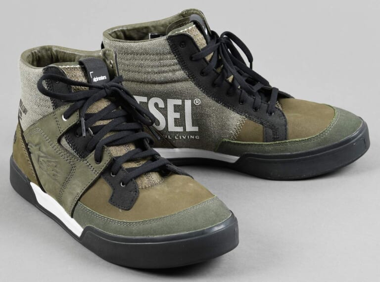 アルパインスターズ アキオシューズ|2021最新ライディングシューズ&ブーツカタログ〈アルパインスターズ〉