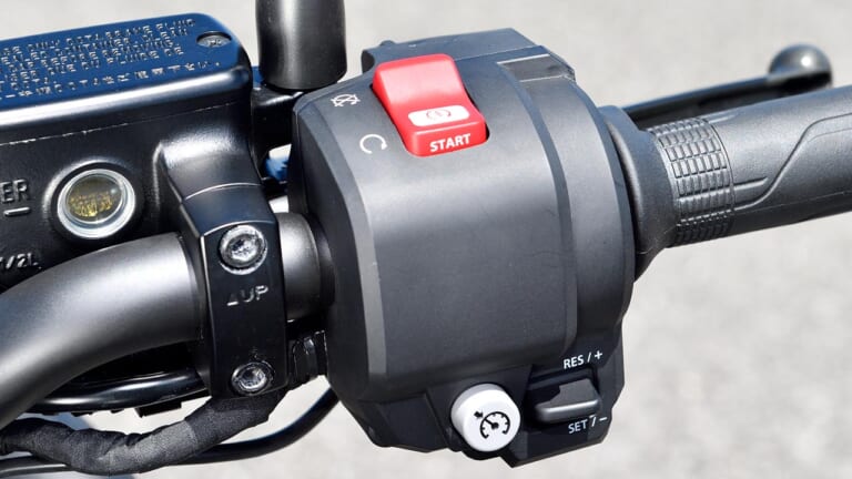 '21 ホンダ レブル1100|スイッチ類|ホンダ レブル1100MTモデル試乗インプレッション【”クルーザー”の概念を再構築】