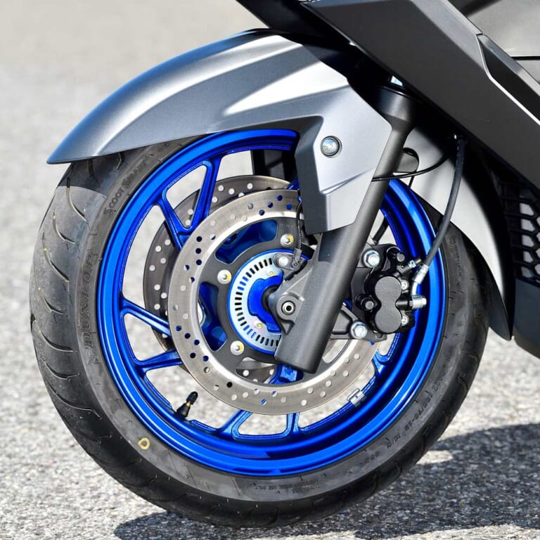 '21 スズキ バーグマン400ABS|足まわり|スズキ バーグマン400試乗インプレッション【国産唯一の400ccビッグスクーター健在】