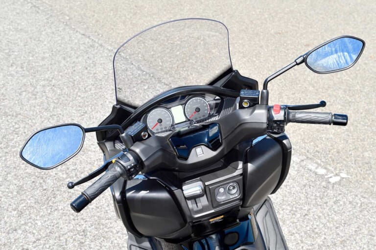 '21 スズキ バーグマン400ABS|メーター|スズキ バーグマン400試乗インプレッション【国産唯一の400ccビッグスクーター健在】