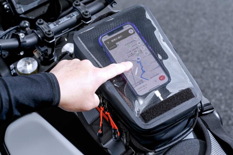 ドッペルギャンガー ターポリンタイダウンタンクバッグ|クリアトップ|ドッペルギャンガー ターポリンタイダウンタンクバッグ試用インプレ【樹脂カバーにも取り付けOK】