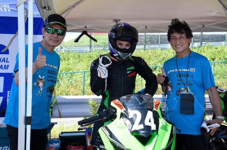 イベントレポート|ニンジャチームグリーンカップ|鈴鹿サーキット|ウィズミー 小鳥遊レイラ|ワンメイクレースでZX-25Rを超満喫!【ニンジャチームグリーンカップ in 鈴鹿サーキット】