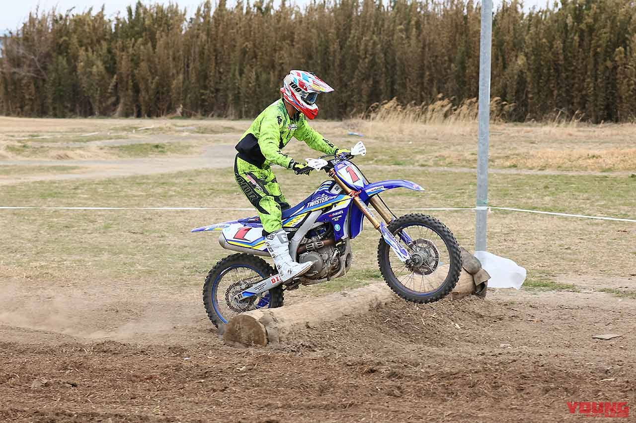 |連続丸太セクションの攻略法〈渡辺学のオフロードライディング指南|後編〉