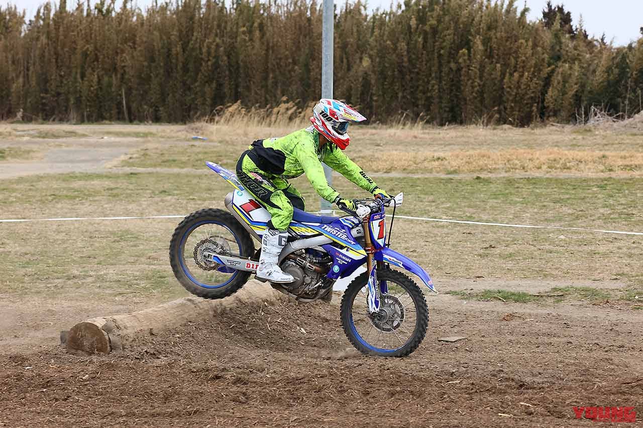 |連続丸太セクションの攻略法〈渡辺学のオフロードライディング指南|後編〉