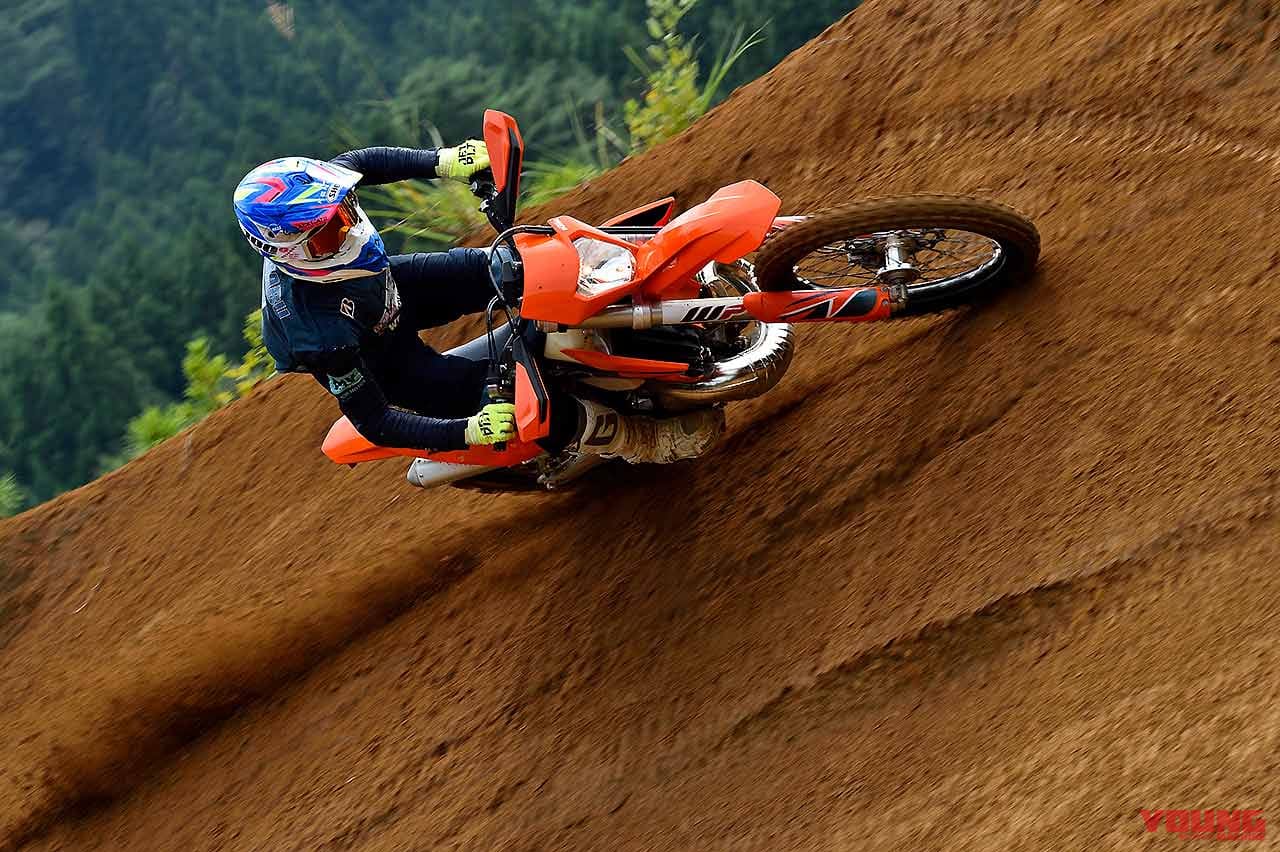 KTM|250 EXC TPI|エンデューロ|2スト|コース走行|林道で遊ぶ? コースで遊ぶ? ’22年型エンデューロマシンをJNCC王者・渡辺学が徹底テストライド!!〈前編〉