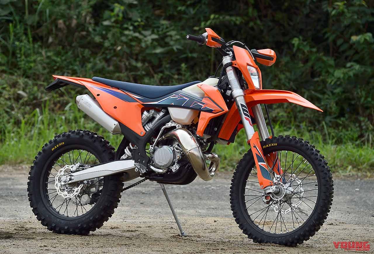 KTM|150 EXC TPI|エンデューロ|2スト||林道で遊ぶ? コースで遊ぶ? ’22年型エンデューロマシンをJNCC王者・渡辺学が徹底テストライド!!〈前編〉