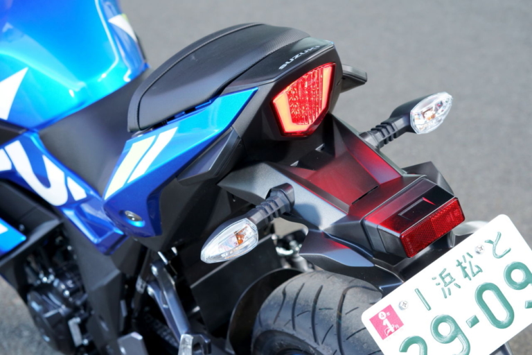 スズキ GSX250R|リヤまわり