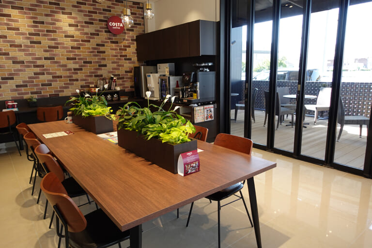 ホンダドリーム戸田美女木|HondaGO BIKERENTAL|クラブハウス|店内|ホンダドリーム戸田美女木の独自施策・レンタルバイク専用店舗「クラブハウス」が営業スタート