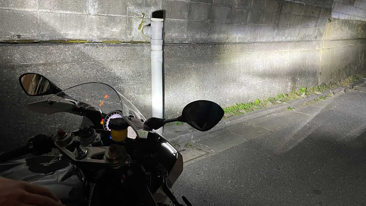 革命的な明るさ、バイク用ヘッドライト「LED RIBBON」│WEBヤングマシン｜新車バイクニュース