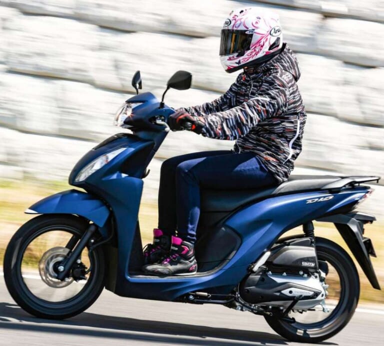 ホンダ ディオ110 新型バイクカタログ 新エンジン フレームでさらに爽快 Webヤングマシン 新車バイクニュース ホンダ ディオ110 新型バイクカタログ 新エンジン フレームでさらに爽快 Webヤングマシン 新車バイクニュース