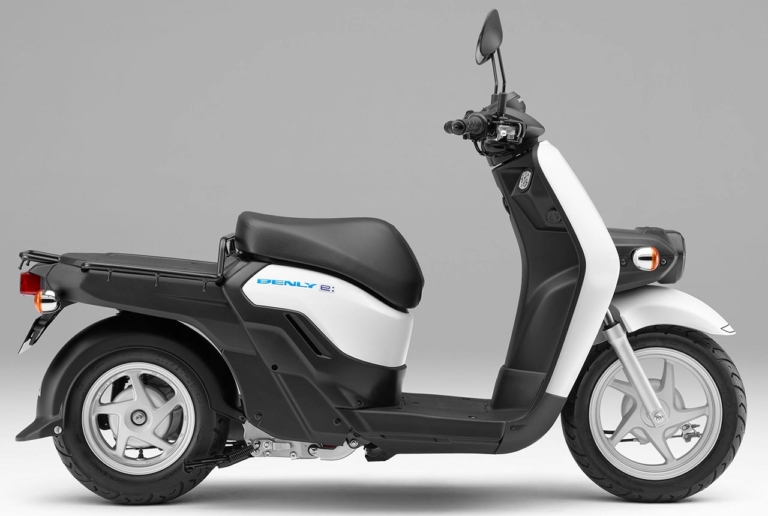 2024 HONDA BENLY e:II ロスホワイト|ホンダ ベンリィe:II/プロ〈いま国内で買える新型バイクカタログ|原付二種(125-51cc)〉