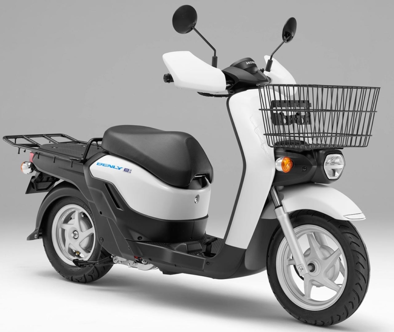 2024 HONDA BENLY e:II PRO ロスホワイト|ホンダ ベンリィe:II/プロ〈いま国内で買える新型バイクカタログ|原付二種(125-51cc)〉