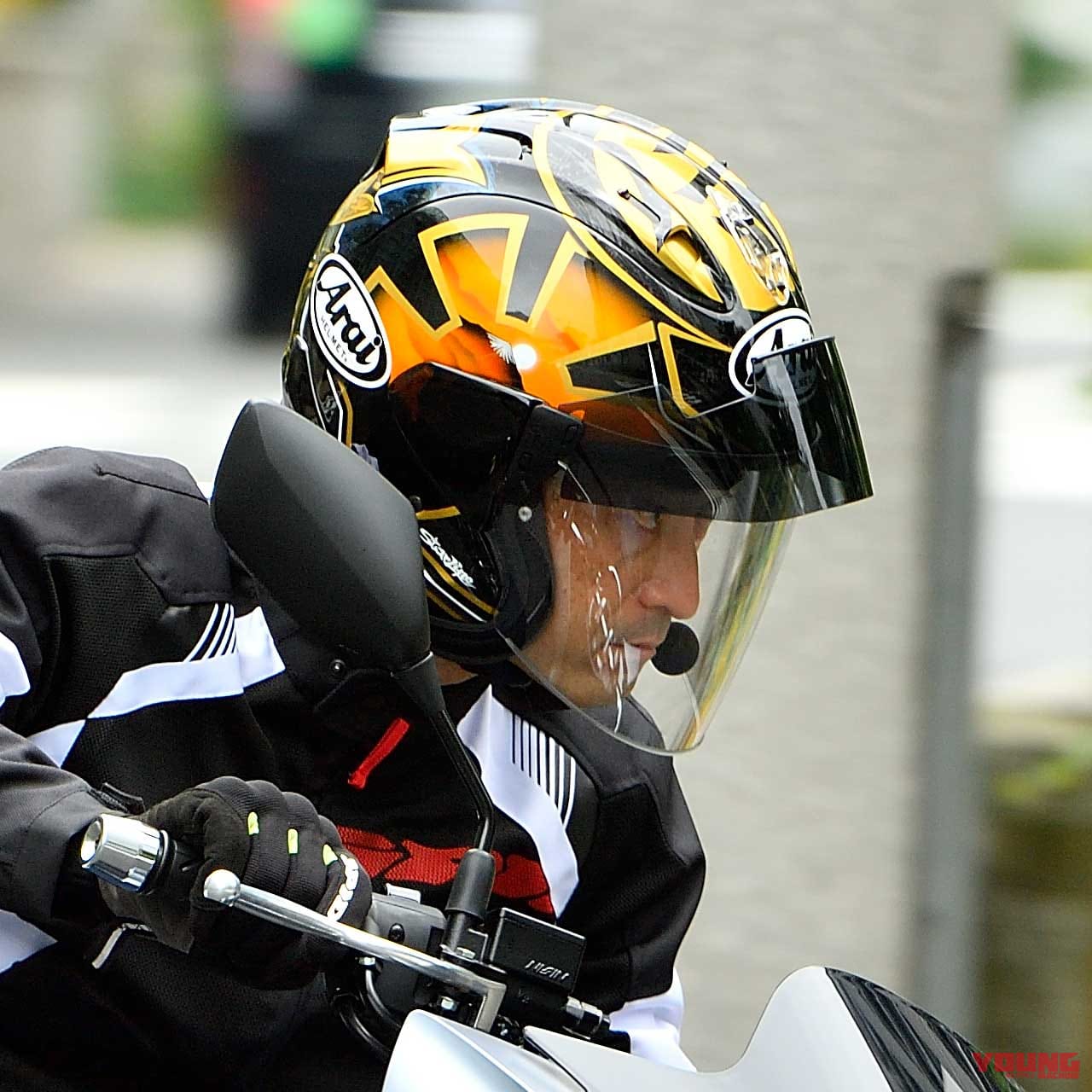 |令和の原付二種HY戦争勃発?! ヤマハNMAX vs ホンダPCX〈#2 試乗インプレッション比較〉