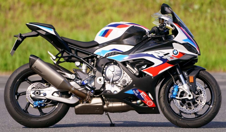 BMW M1000RR|スタイリング|出たぞBMWブランド最高峰! M1000RR vs CBR1000RR-R/S1000RR〈#1 ディテール比較編〉
