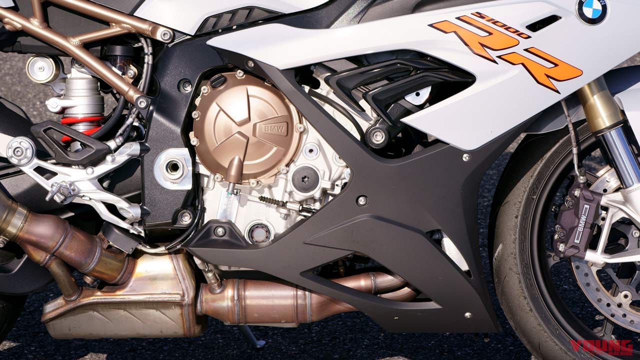 BMW S1000RR|エンジン|出たぞBMWブランド最高峰! M1000RR vs CBR1000RR-R/S1000RR〈#1 ディテール比較編〉