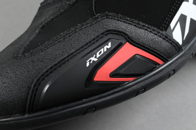 イクソン BULL WPブーツ|トゥーガード|2021最新ライディングシューズ&ブーツカタログ〈イクソン〉
