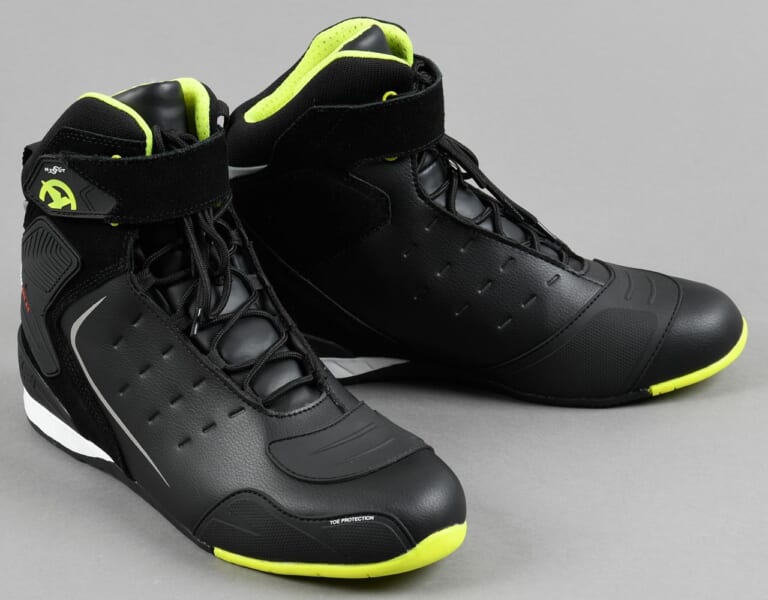 ライディングシューズ|XPD X-ROAD H2OUT|2021最新ライディングシューズ&ブーツカタログ〈XPD X-ROAD H2OUT〉