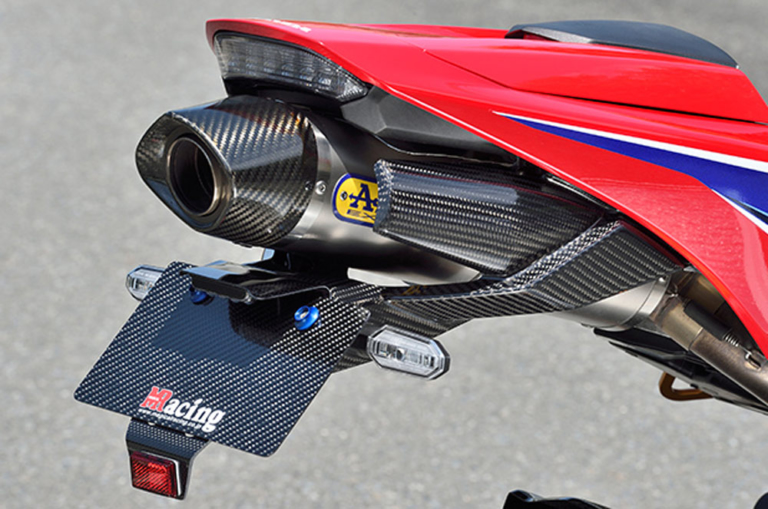 マジカルレーシング ストリートボディーワークフェンダーレスキット|CBR600RR|最新おすすめカスタムパーツ×8選〈ヨシムラ ハヤブサ用スリップオンマフラー etc.〉