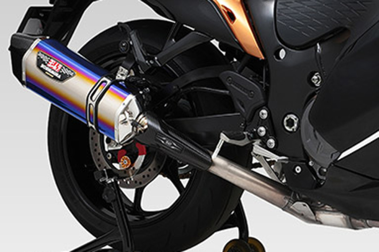 ヨシムラ スリップオン ヘプタフォースサイクロン|ハヤブサ|最新おすすめカスタムパーツ×8選〈ヨシムラ ハヤブサ用スリップオンマフラー etc.〉