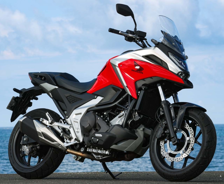ホンダNC750X DCTディテール写真解説【扱いやすさそのままにエンジン強化】